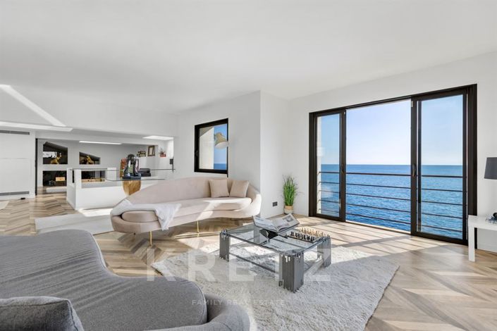 Image No.2-4 Bed Property for sale