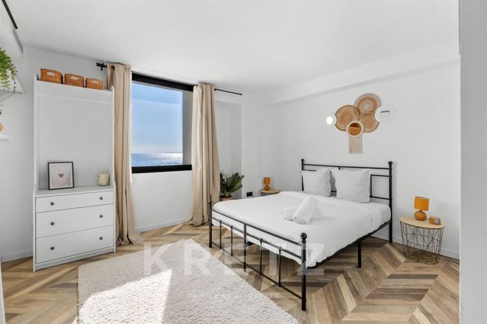 Image No.8-4 Bed Property for sale