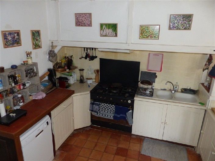 Image No.8-4 Bed House for sale