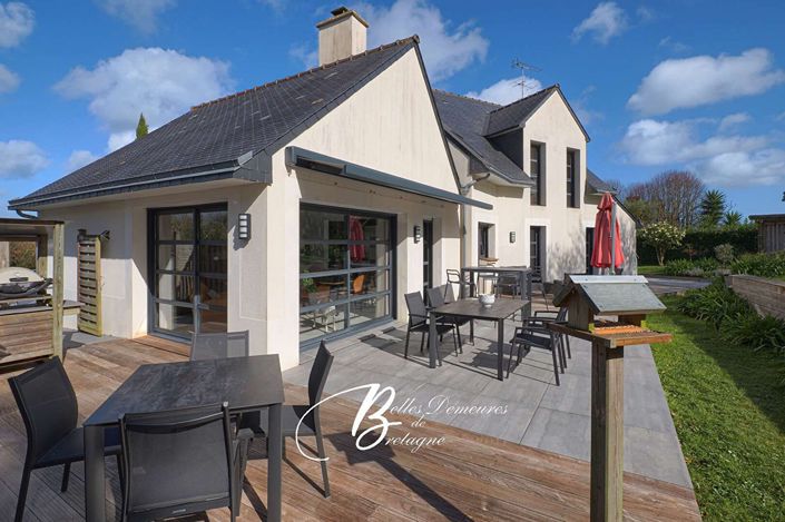 Image No.3-5 Bed House for sale