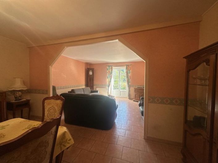 Image No.5-3 Bed House for sale