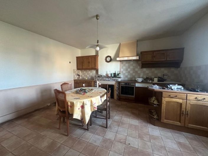 Image No.6-3 Bed House for sale