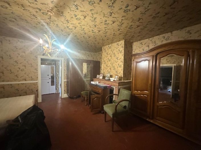 Image No.9-3 Bed House for sale