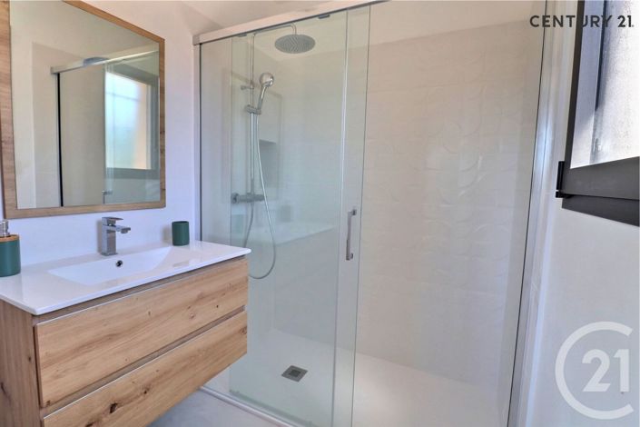 Image No.12-4 Bed House for sale