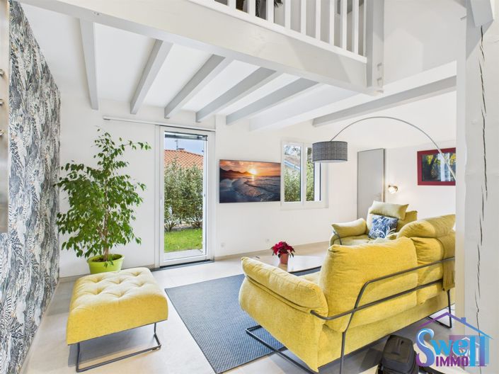 Image No.10-3 Bed House for sale