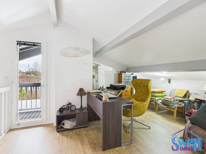 Image No.18-3 Bed House for sale