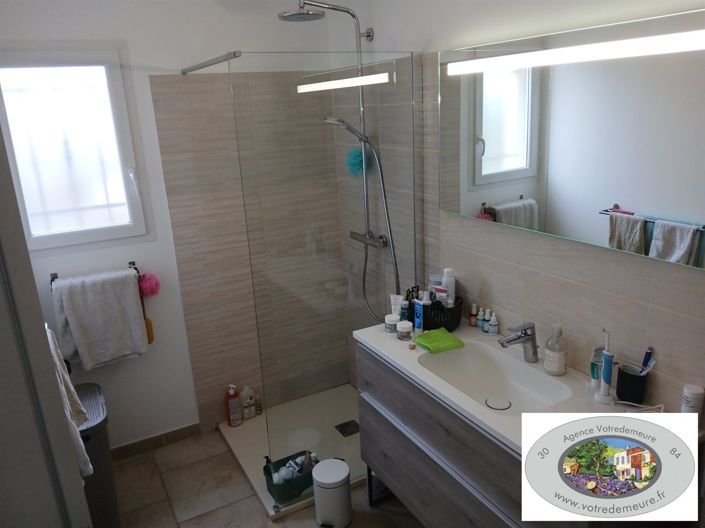 Image No.8-2 Bed House for sale