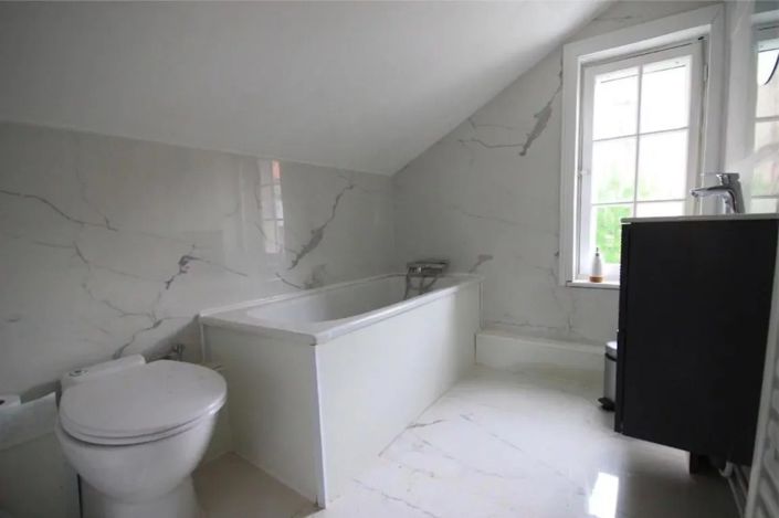 Image No.21-House for sale