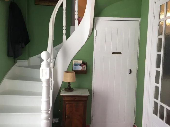 Image No.6-4 Bed House for sale