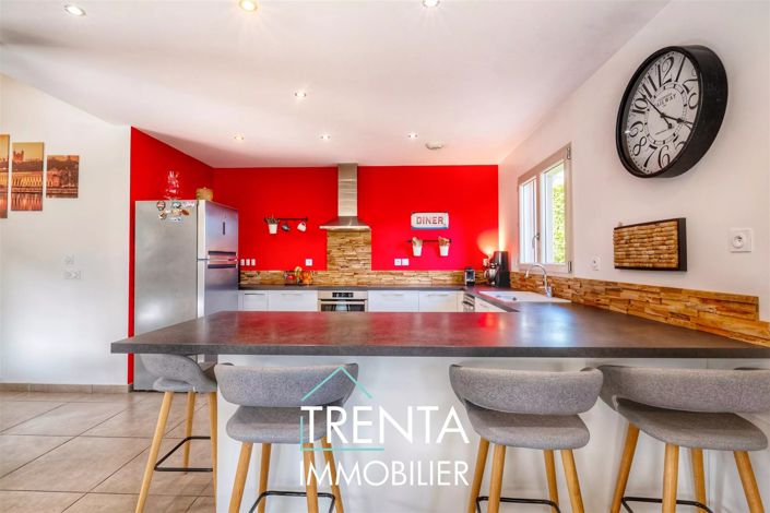 Image No.12-3 Bed House for sale