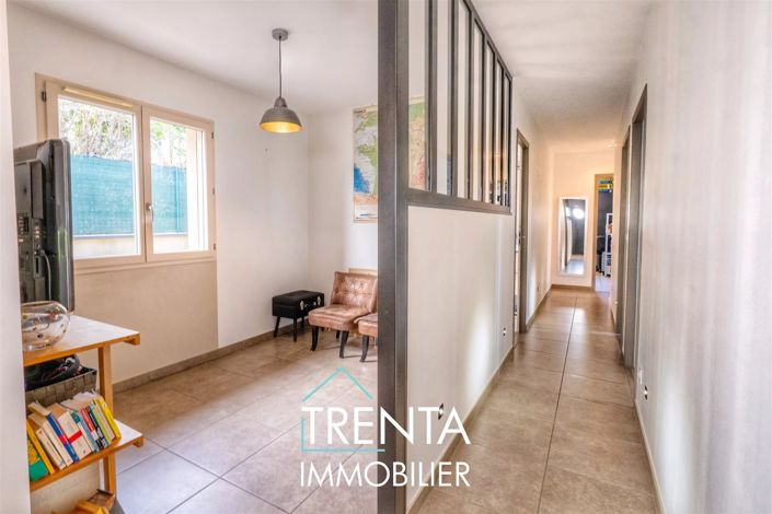 Image No.4-3 Bed House for sale