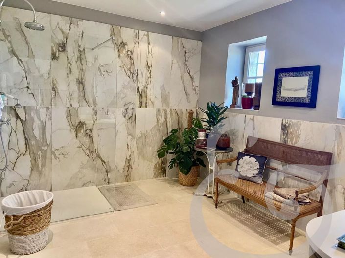 Image No.14-4 Bed House for sale