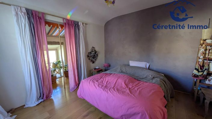 Image No.10-4 Bed House for sale