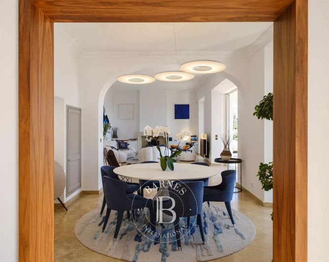 Image No.7-4 Bed House for sale