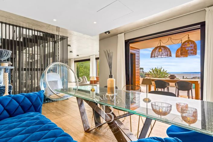 Image No.5-3 Bed House for sale