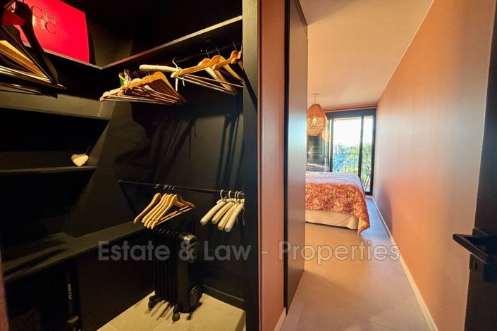 Image No.11-1 Bed Apartment for sale