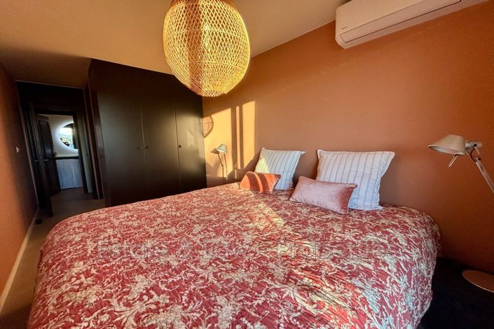 Image No.9-1 Bed Apartment for sale