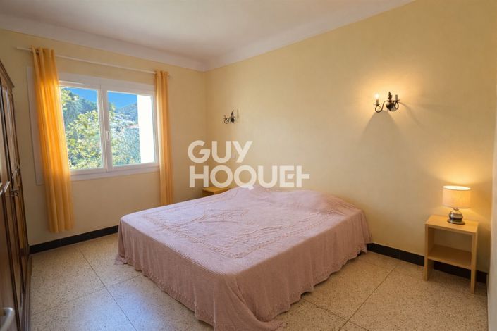 Image No.12-5 Bed House for sale