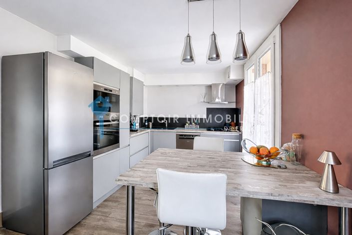 Image No.4-3 Bed Apartment for sale