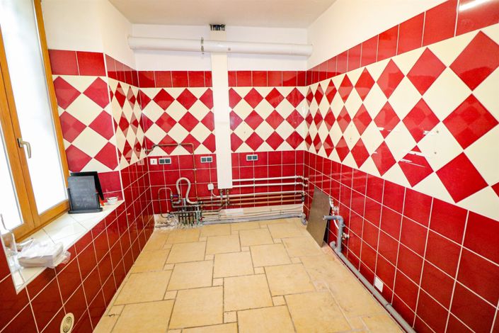 Image No.15-3 Bed House for sale