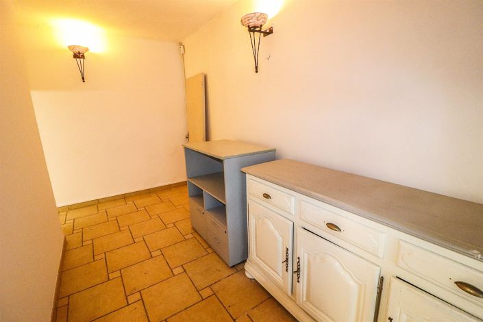 Image No.26-3 Bed House for sale