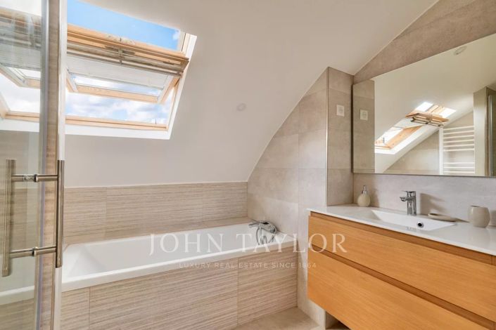 Image No.15-3 Bed Apartment for sale