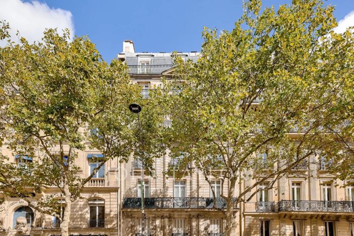 Image No.18-3 Bed Apartment for sale