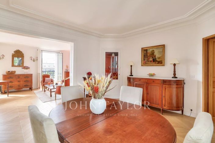 Image No.6-3 Bed Apartment for sale