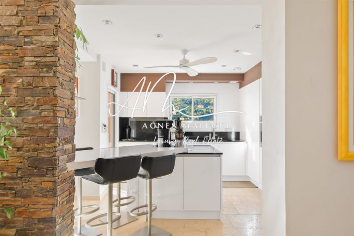 Image No.17-4 Bed House for sale