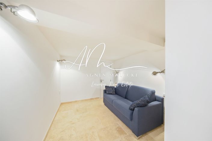 Image No.27-4 Bed House for sale