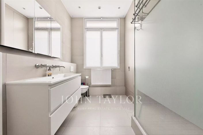 Image No.9-4 Bed Apartment for sale