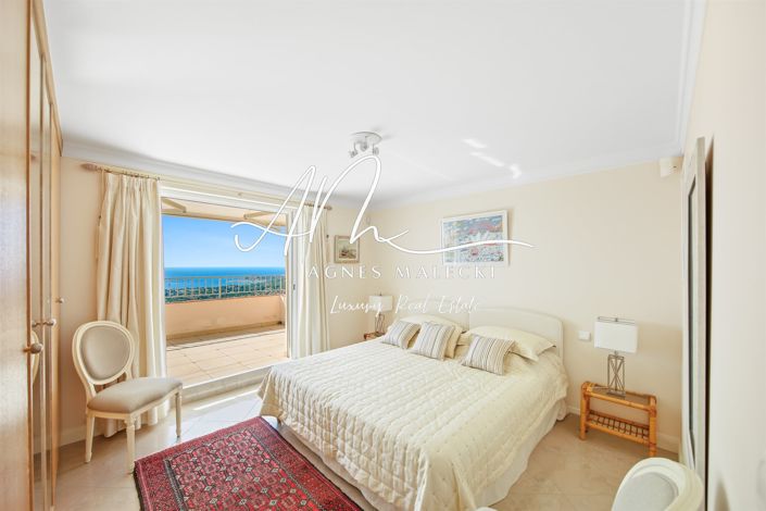 Image No.14-4 Bed House for sale