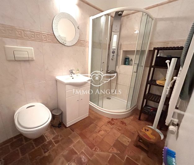 Image No.10-3 Bed House for sale