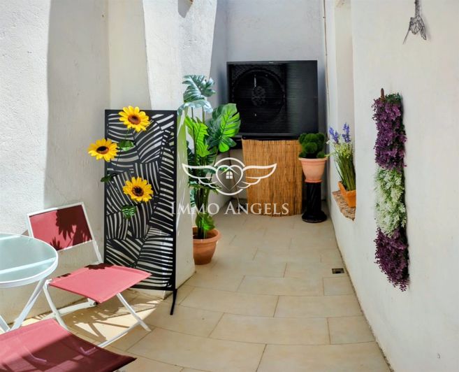 Image No.14-3 Bed House for sale