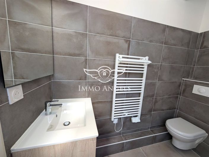 Image No.7-Apartment for sale