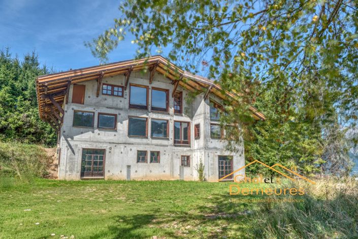 Image No.5-6 Bed House for sale