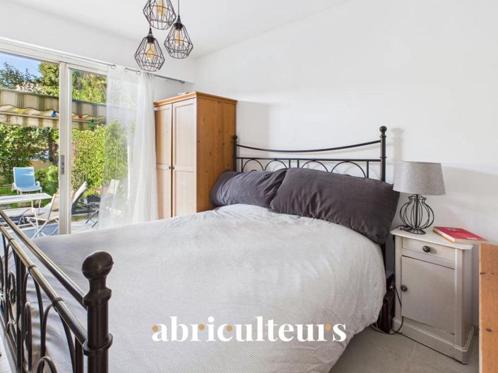 Image No.16-2 Bed Apartment for sale