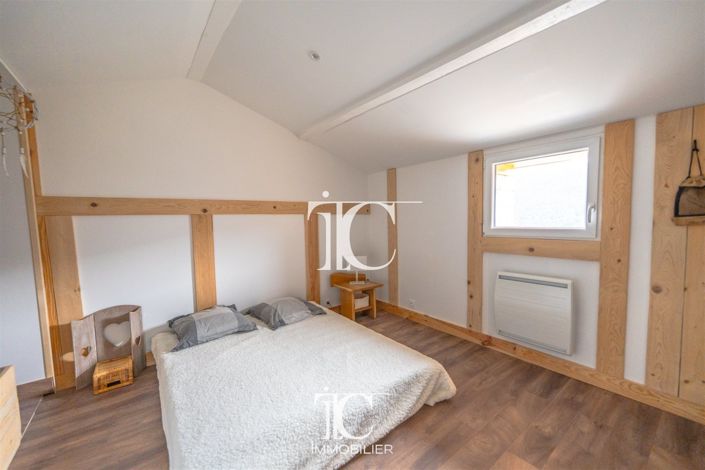 Image No.10-2 Bed House for sale