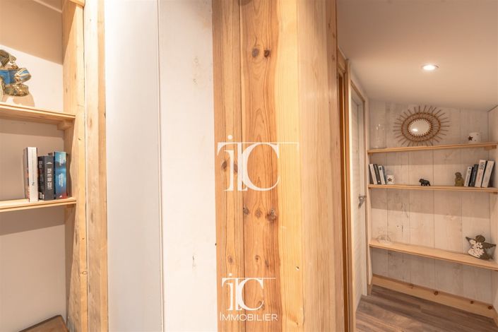 Image No.18-2 Bed House for sale