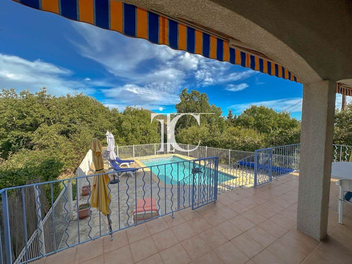 Image No.12-3 Bed House for sale