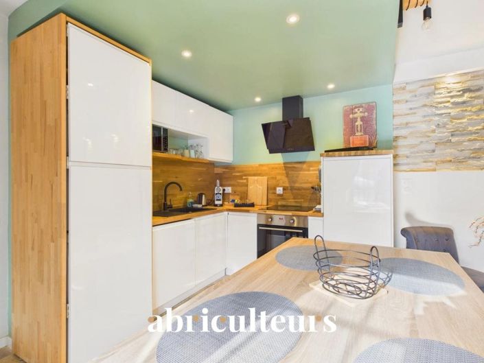 Image No.2-2 Bed House for sale