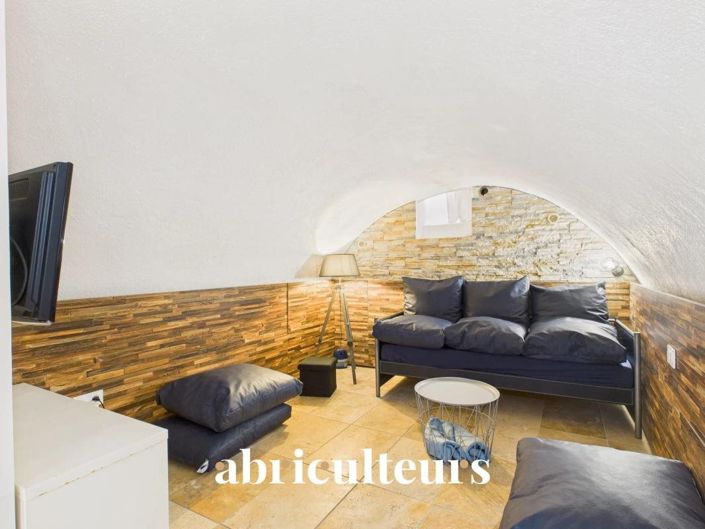 Image No.6-2 Bed House for sale