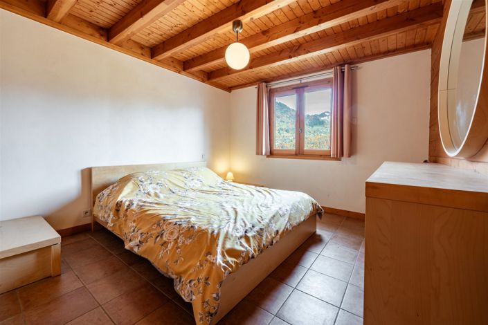 Image No.11-4 Bed House for sale