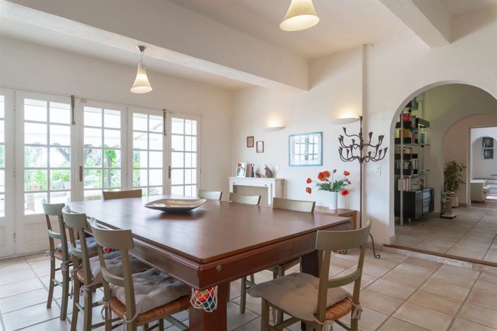 Image No.14-7 Bed House for sale