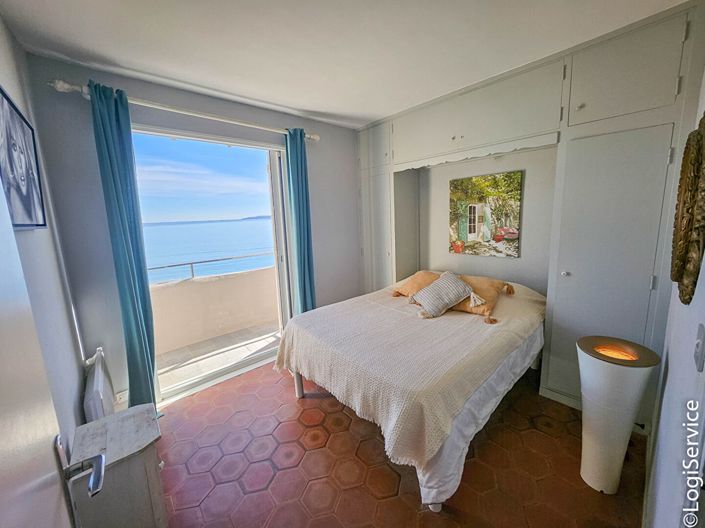 Image No.3-3 Bed Apartment for sale