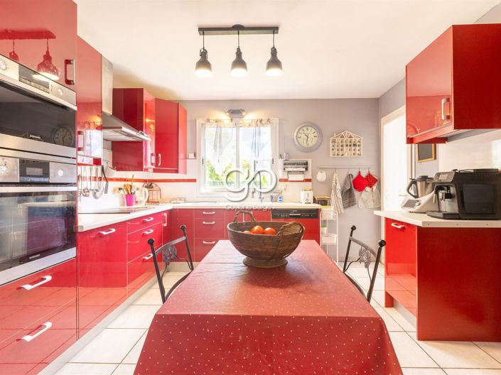 Image No.12-4 Bed House for sale