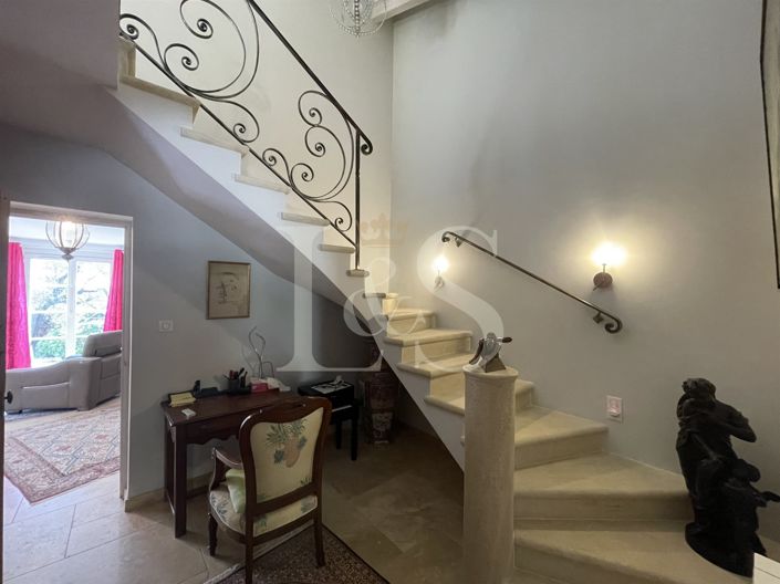 Image No.11-4 Bed House for sale