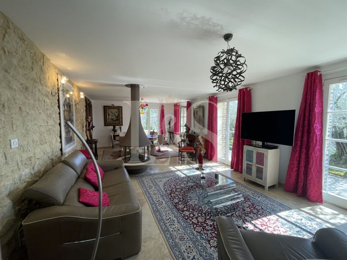 Image No.13-4 Bed House for sale