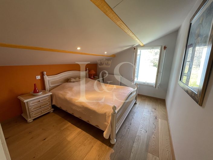 Image No.19-4 Bed House for sale