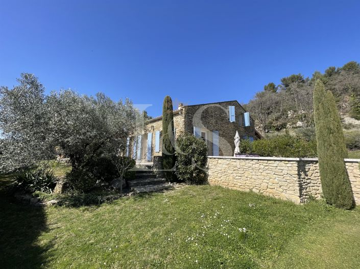 Image No.2-4 Bed House for sale